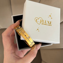 Load image into Gallery viewer, The Gift of Jewellery - Box 4
